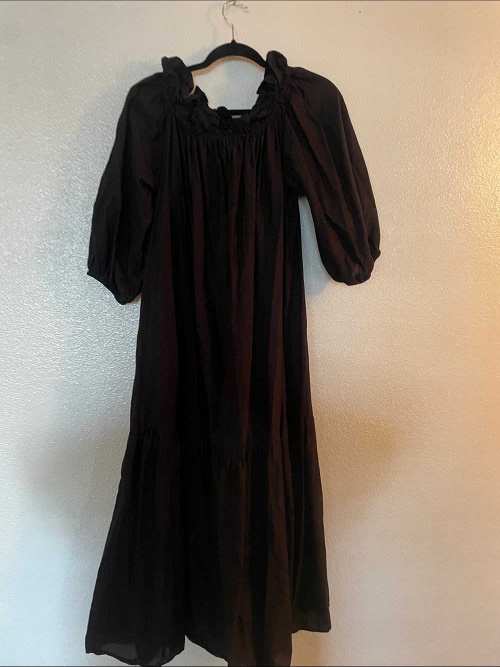 H&M Black Puff-Sleeve Midi Dress